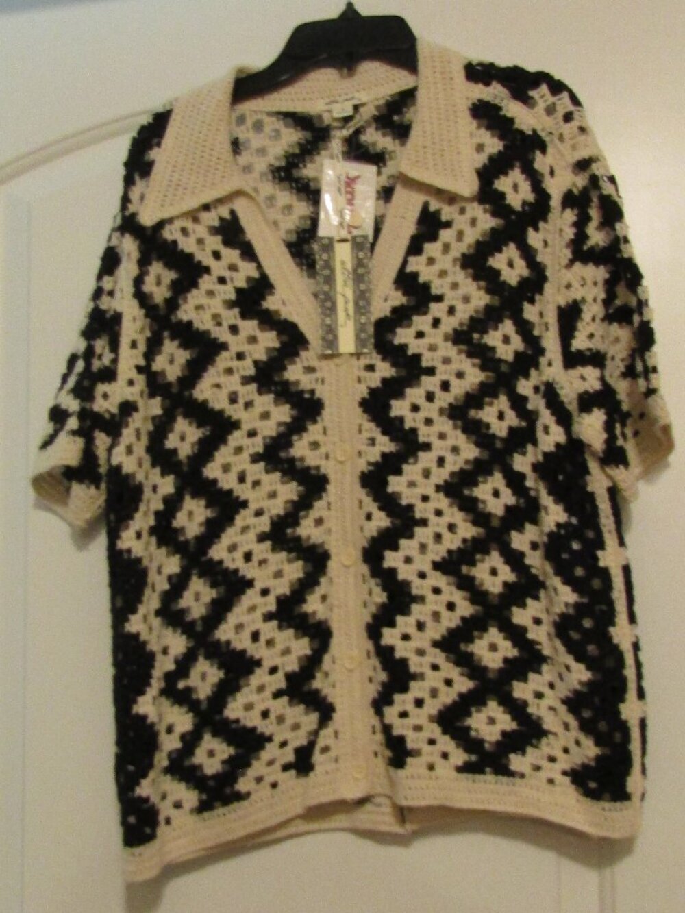 New with Tags ULTRA PINK CROCHET Black & White Open Cardigan Sweater Size Medium
